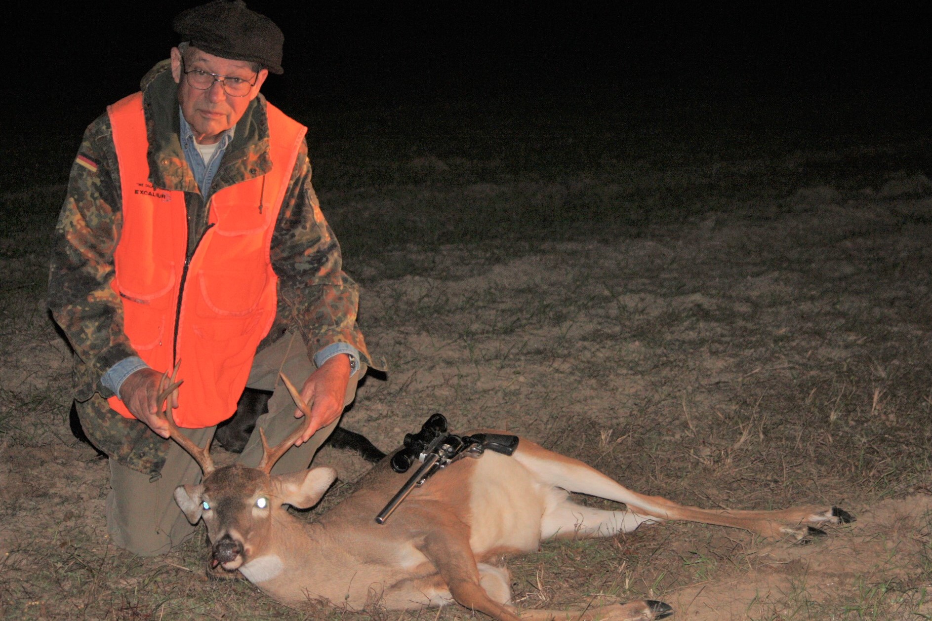 14-in .45 LC Ruger Old Army with deer